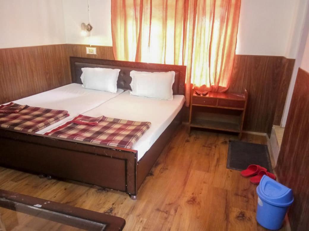 Hotel Gyespa Kyelang Extérieur photo